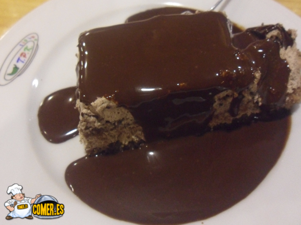 tarta de chocolate en el txoko en bilbao